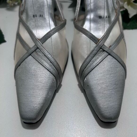 Stuart Weitzman Lame Dressy Pumps Size 8.5 Silver Matte Slingback Mesh Detail - Picture 12 of 16